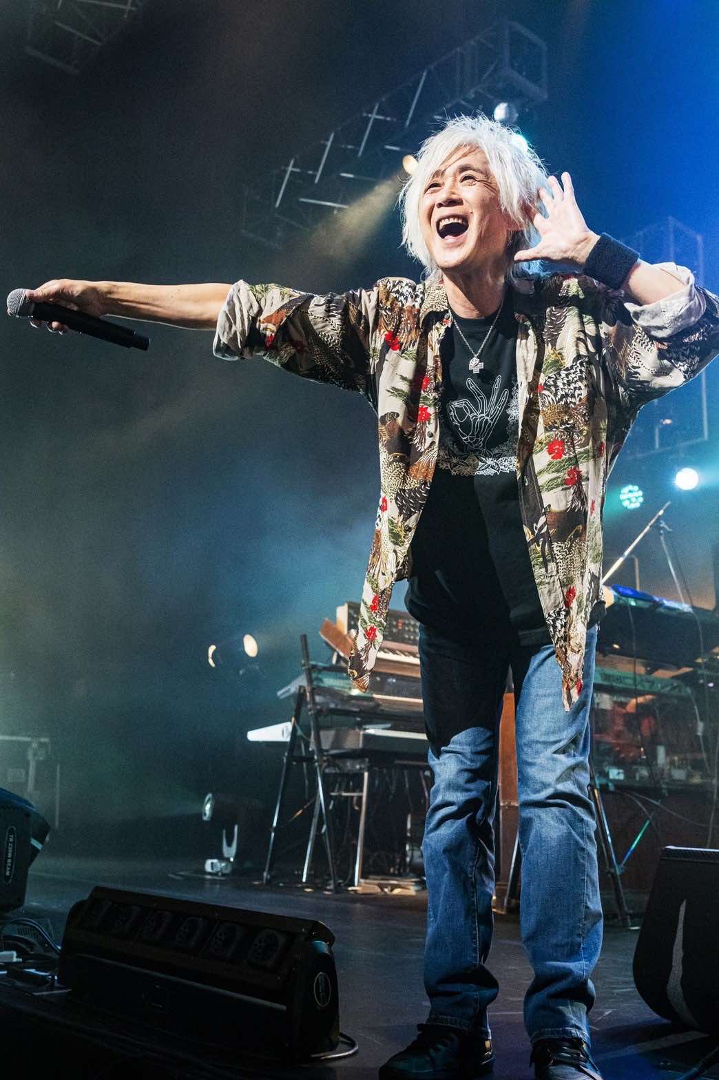 VOW WOWの人見元基