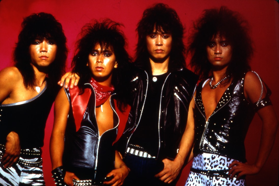 アルバム「THEUNDER IN THE EAST」時代のラウドネス。左から山下昌良、二井原実、樋口宗孝さん、高崎晃