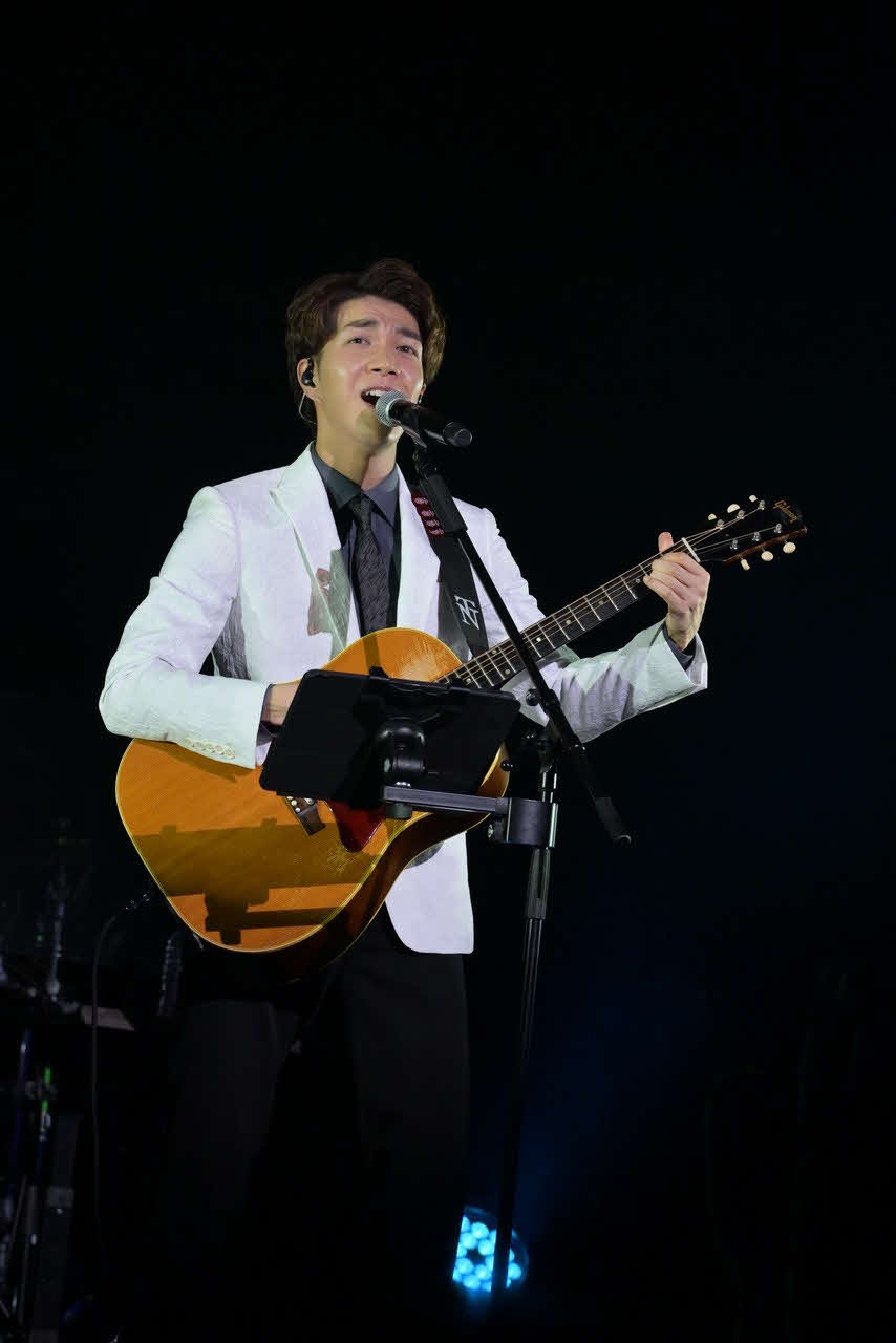 デビュー8周年記念ライブを行った中澤卓也