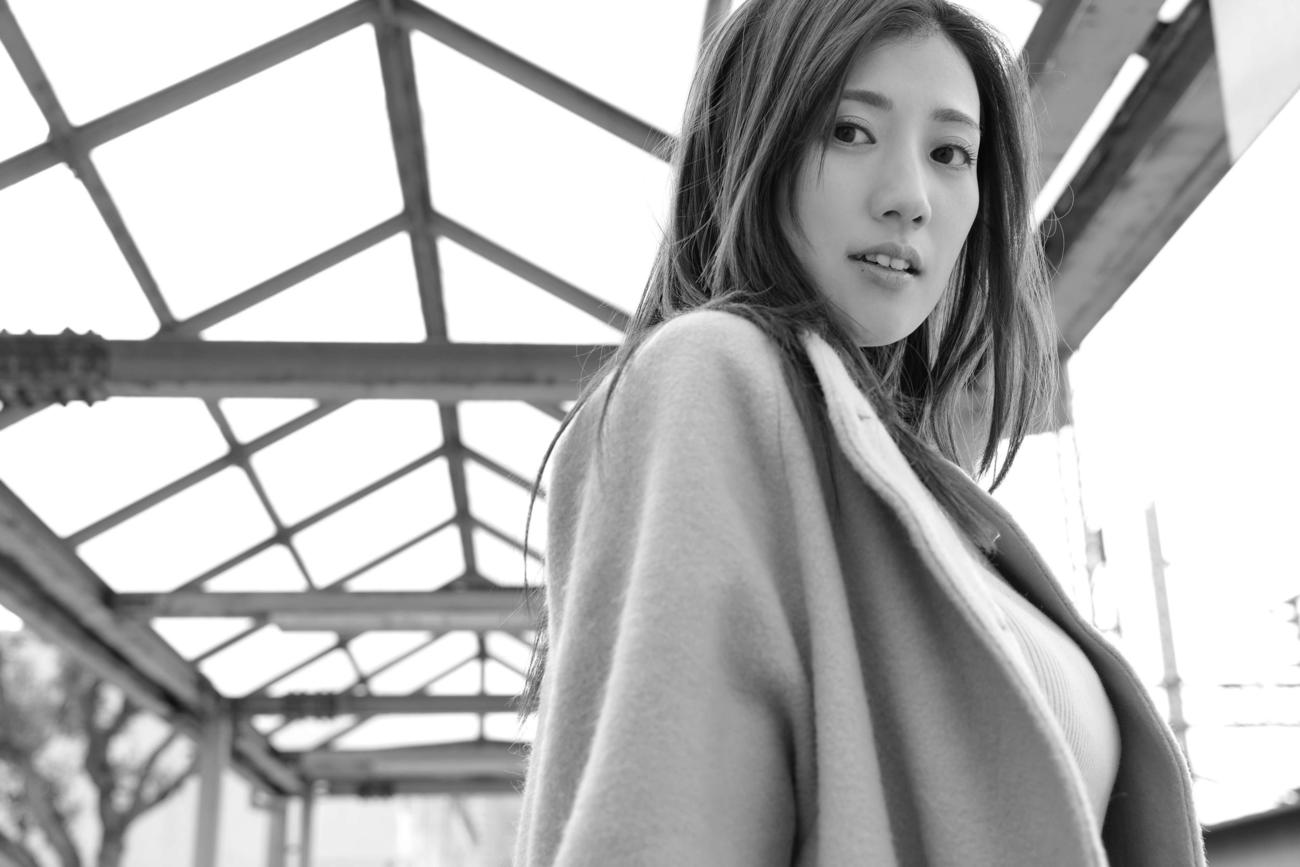 草野綾の10枚目DVD「Update」