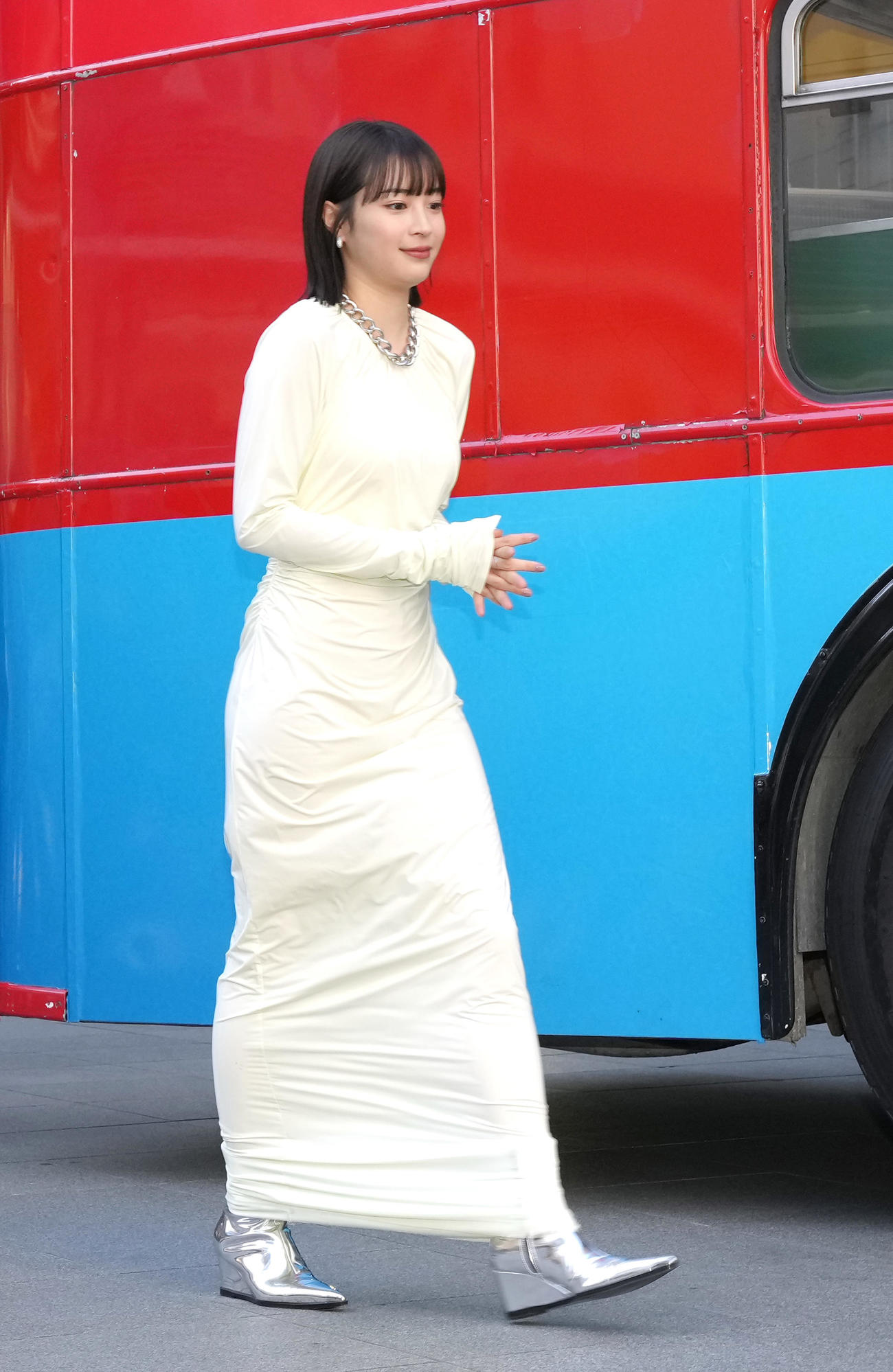 会見に登場した広瀬すず（撮影・足立雅史）