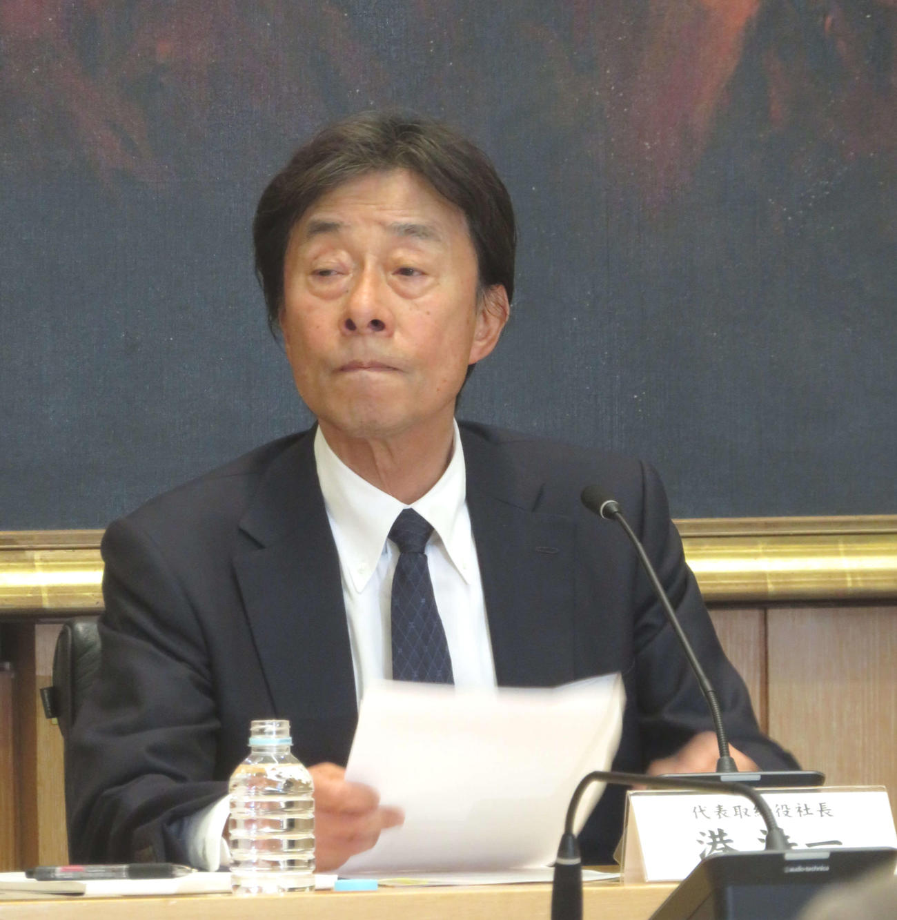 定例会見に出席したフジテレビ港浩一社長(25年1月)

