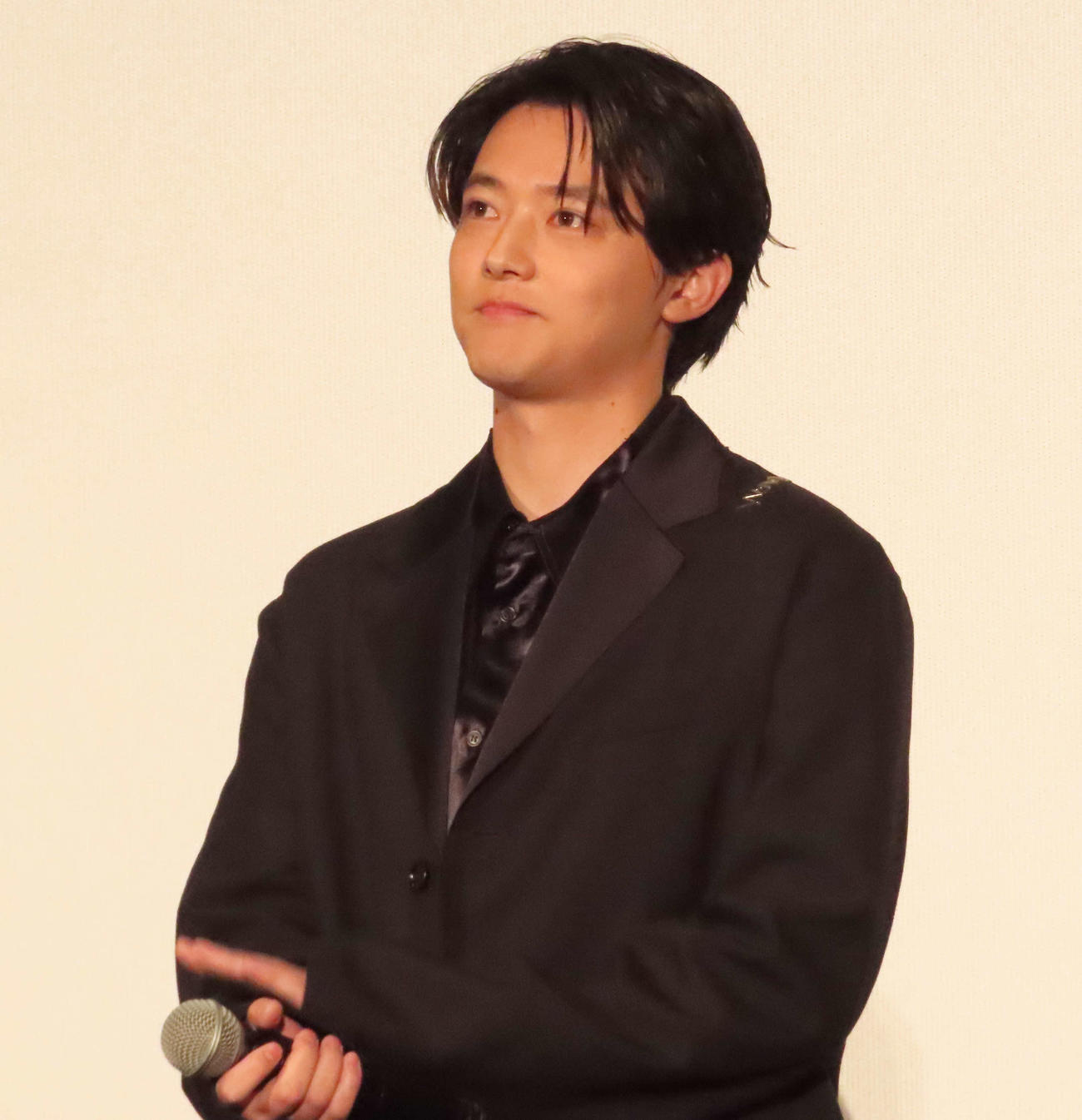 映画「僕らは人生で一回だけ魔法が使える」完成披露上映会に出席した櫻井海音