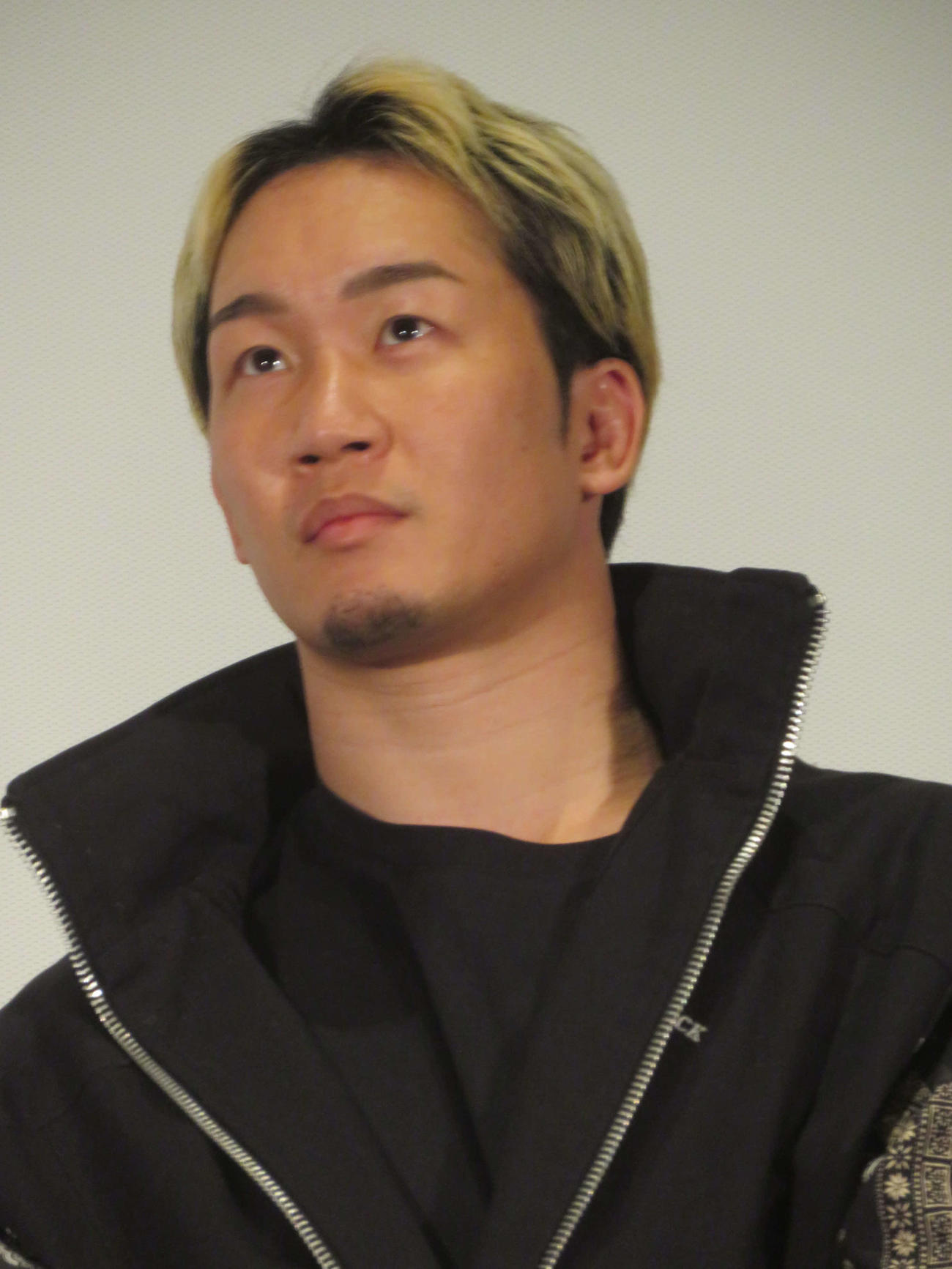 映画「BLUE FIGHT～蒼き若者たちのブレイキングダウン」完成披露舞台あいさつに出席した朝倉未来