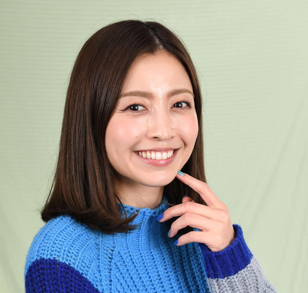 片瀬那奈（2017年10月撮影）