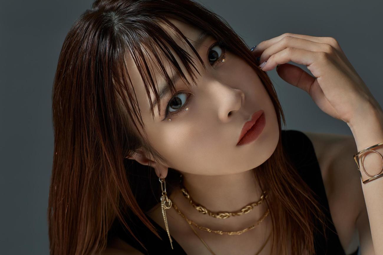 5月にデビュー20周年コンサートを開催するMay’n