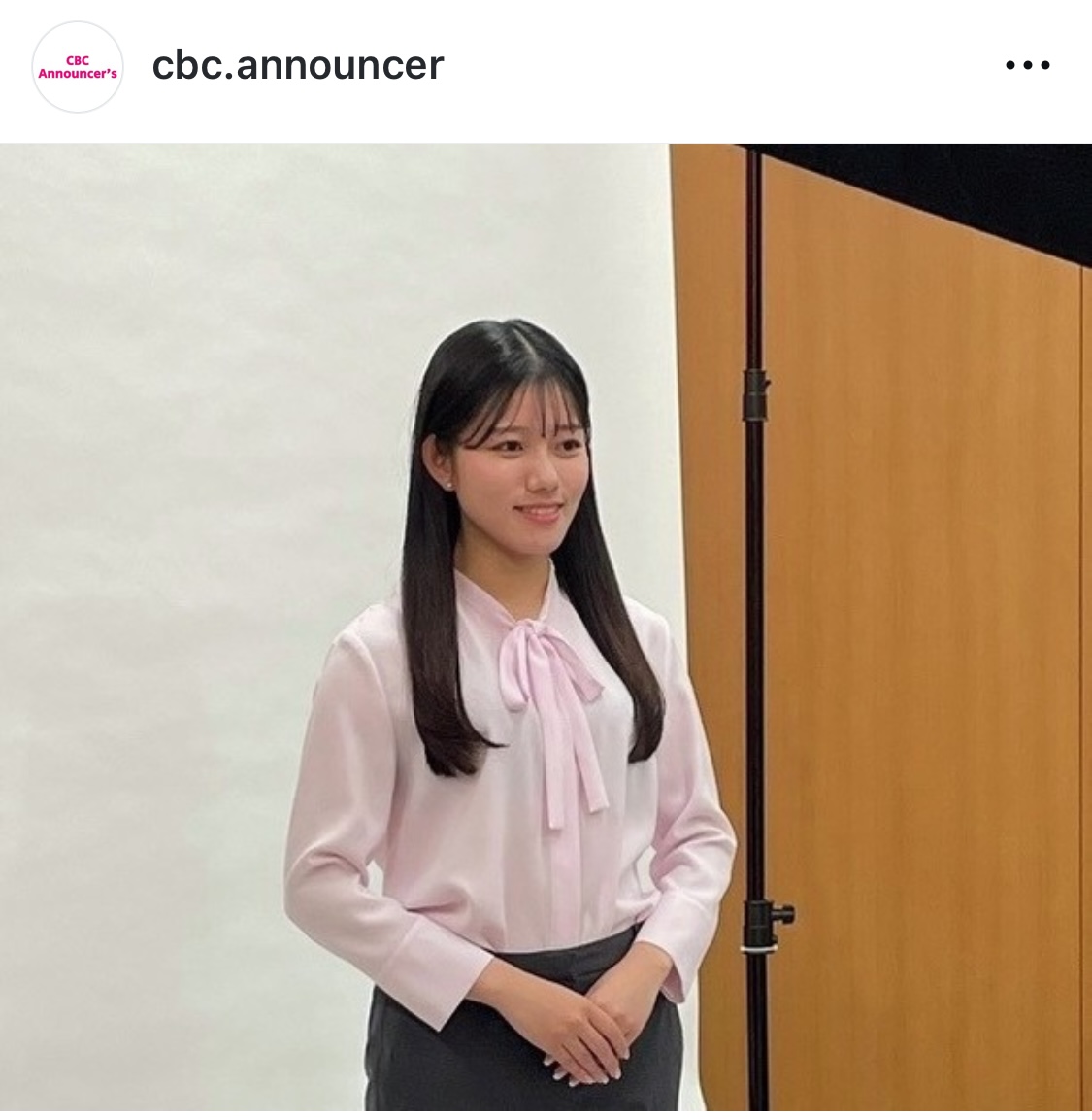 中村彩賀アナ（CBCテレビ アナウンサーの公式インスタグラムから）