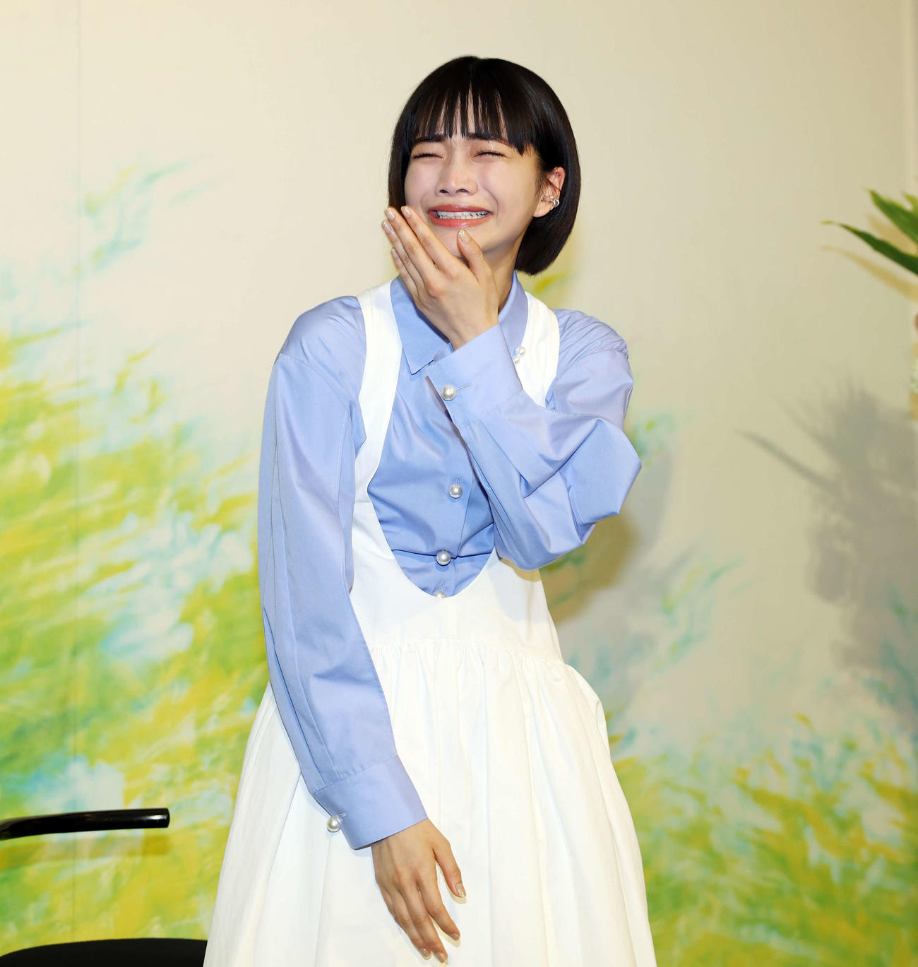 NHK2026年度前期連続テレビ小説「風、薫る」制作発表・主演会見で主演に選ばれうれし涙を見せる見上愛（撮影・宮地輝）