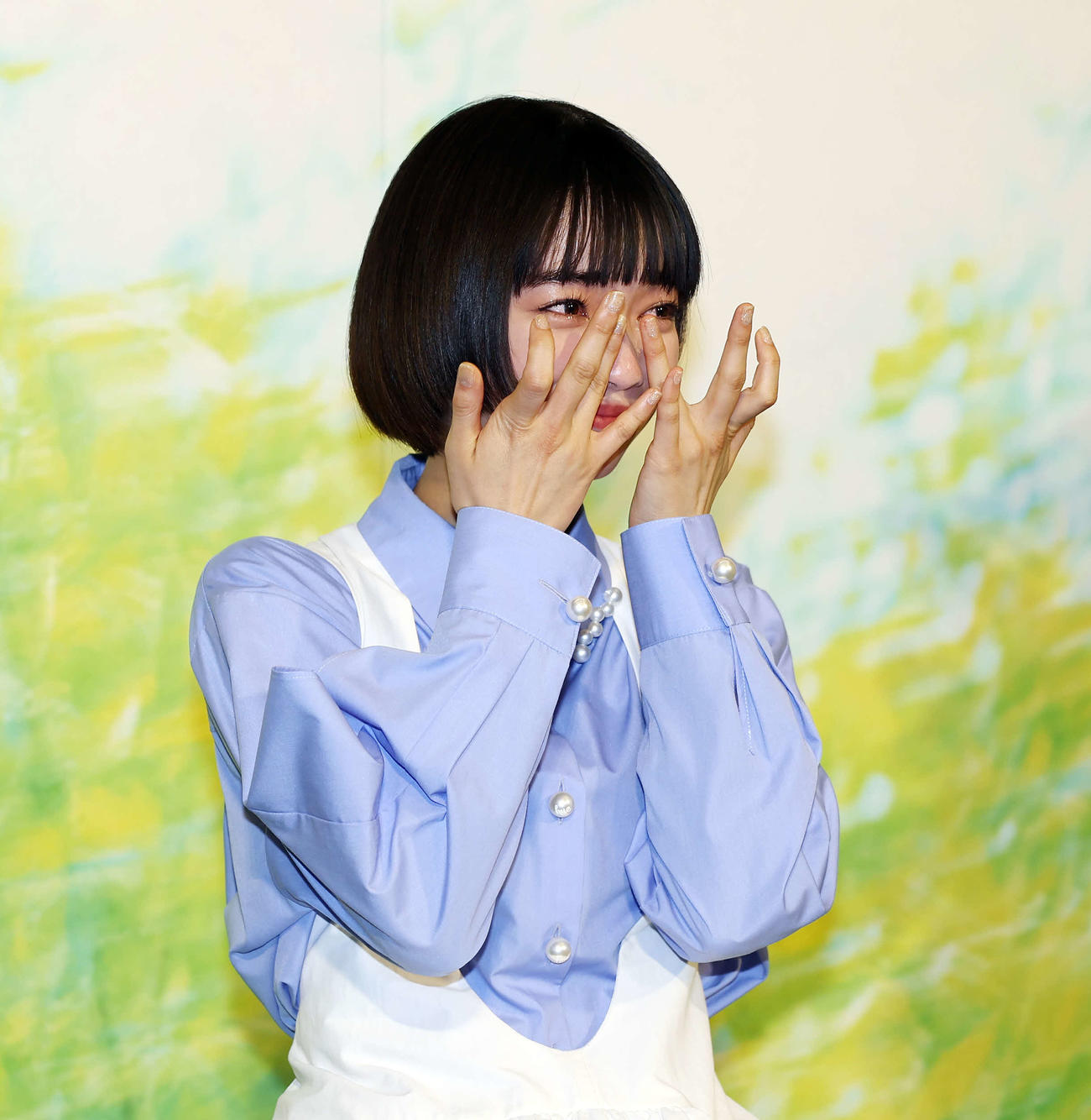 NHK2026年度前期連続テレビ小説「風、薫る」制作発表・主演会見で主演に選ばれうれし涙を見せる見上愛（撮影・宮地輝）