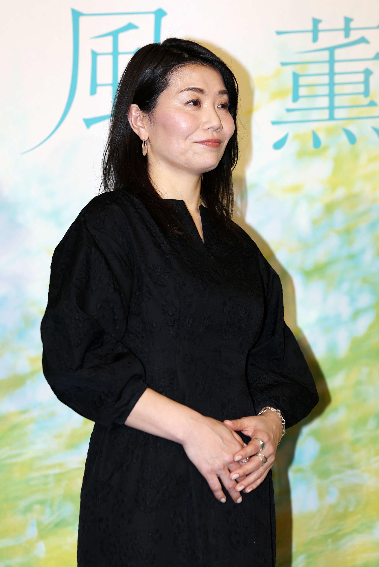 NHK2026年度前期連続テレビ小説「風、薫る」制作発表・主演会見で笑顔を見せる作者の吉沢智子氏（撮影・宮地輝）
