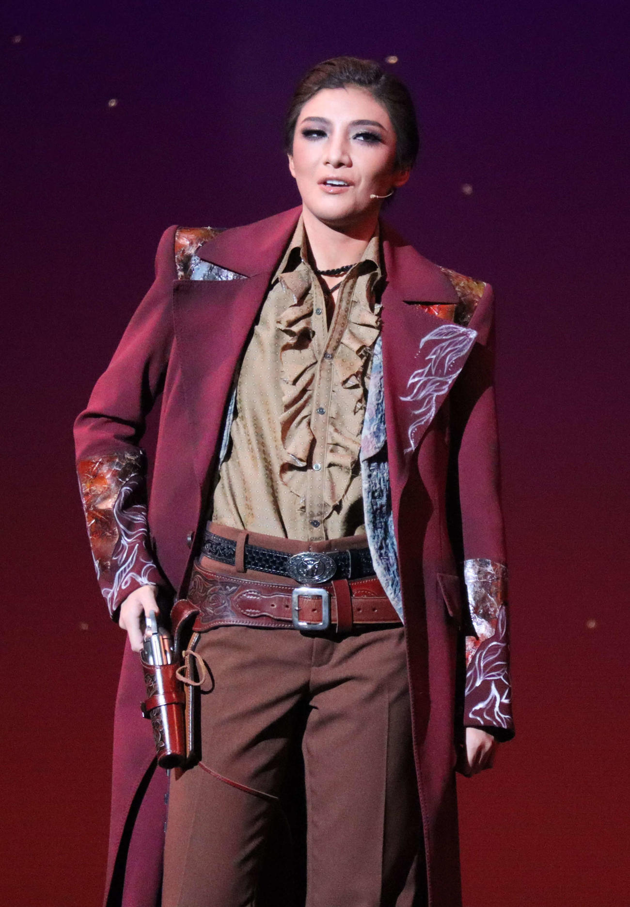 月組公演「ゴールデン・リバティ」に主演するトップ鳳月杏