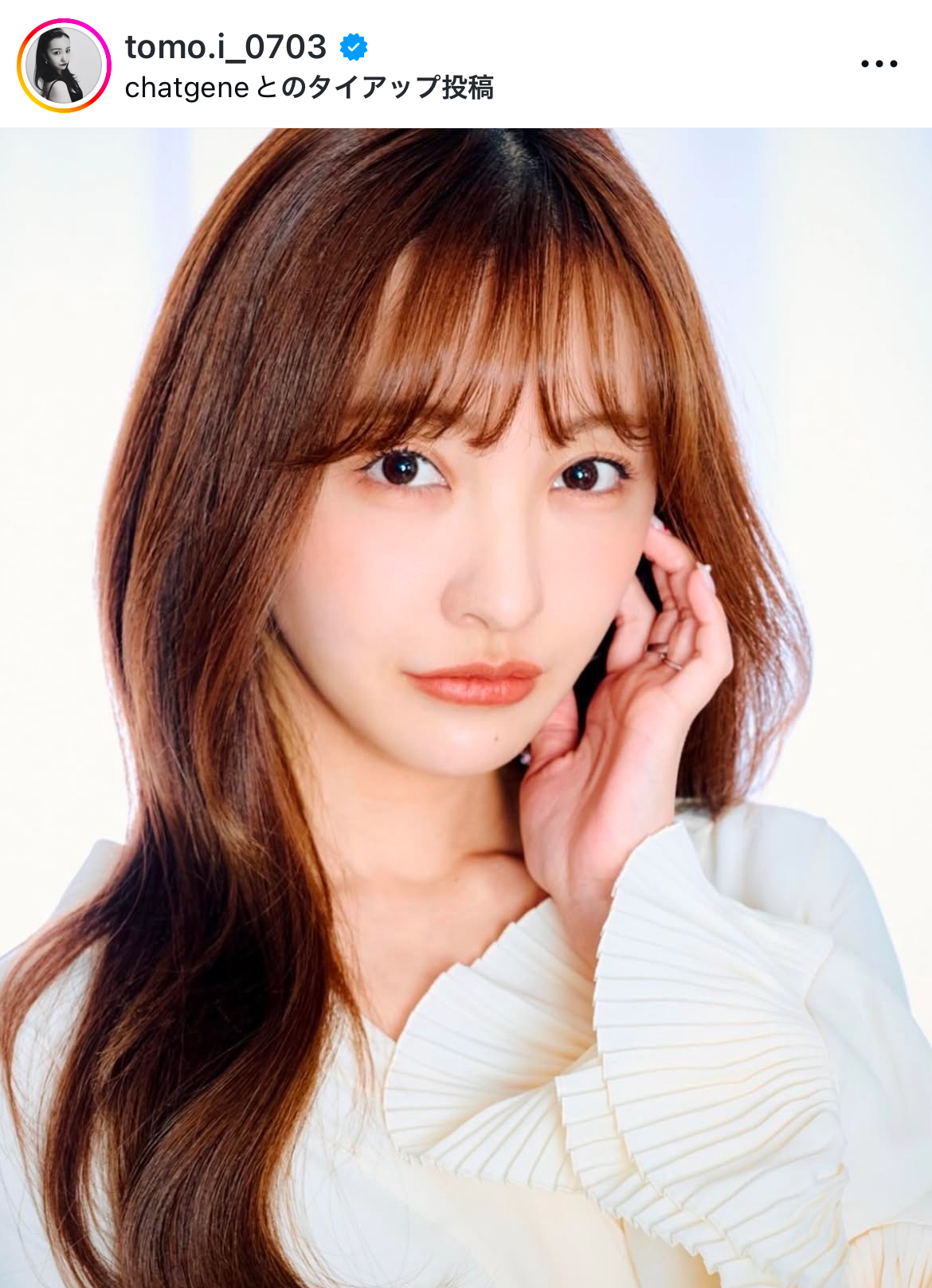 板野友美のインスタグラムからから
