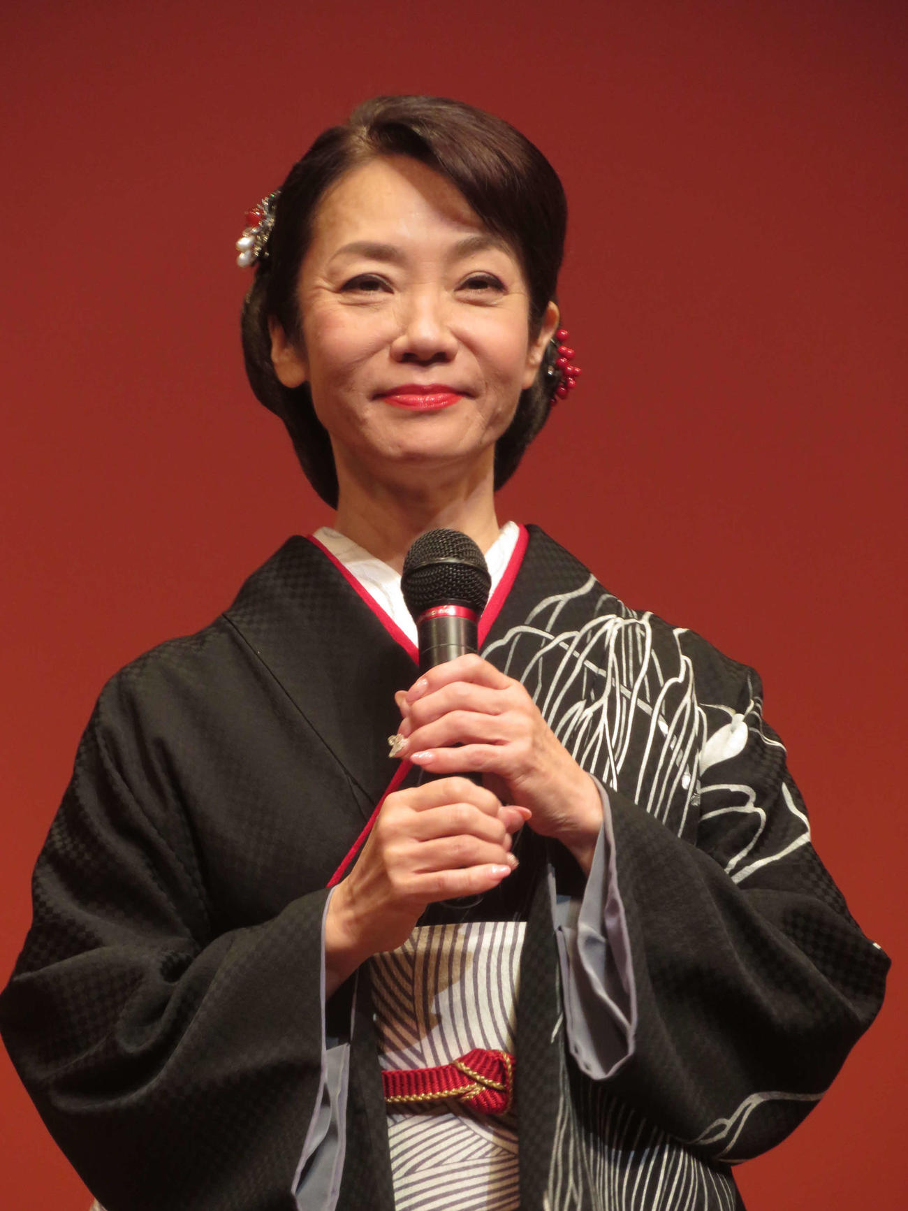 「TOKYO縁ジョイ！2025東京都シニア・コミュニティ交流大会」に縁ジョイサポーターとして参加した香西かおり