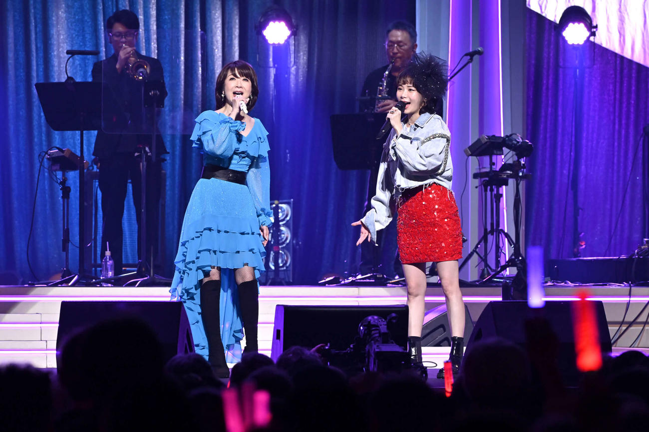ツアーファイナル公演で長女の趣里と初共演する伊藤蘭（撮影・吉原朱美）