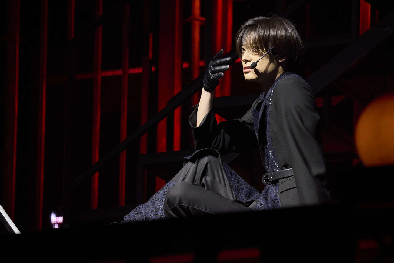 「BULLET TRAIN ARENA TOUR 2024－2025”Joker”」ツアー最終公演でパフォーマンスするアロハ