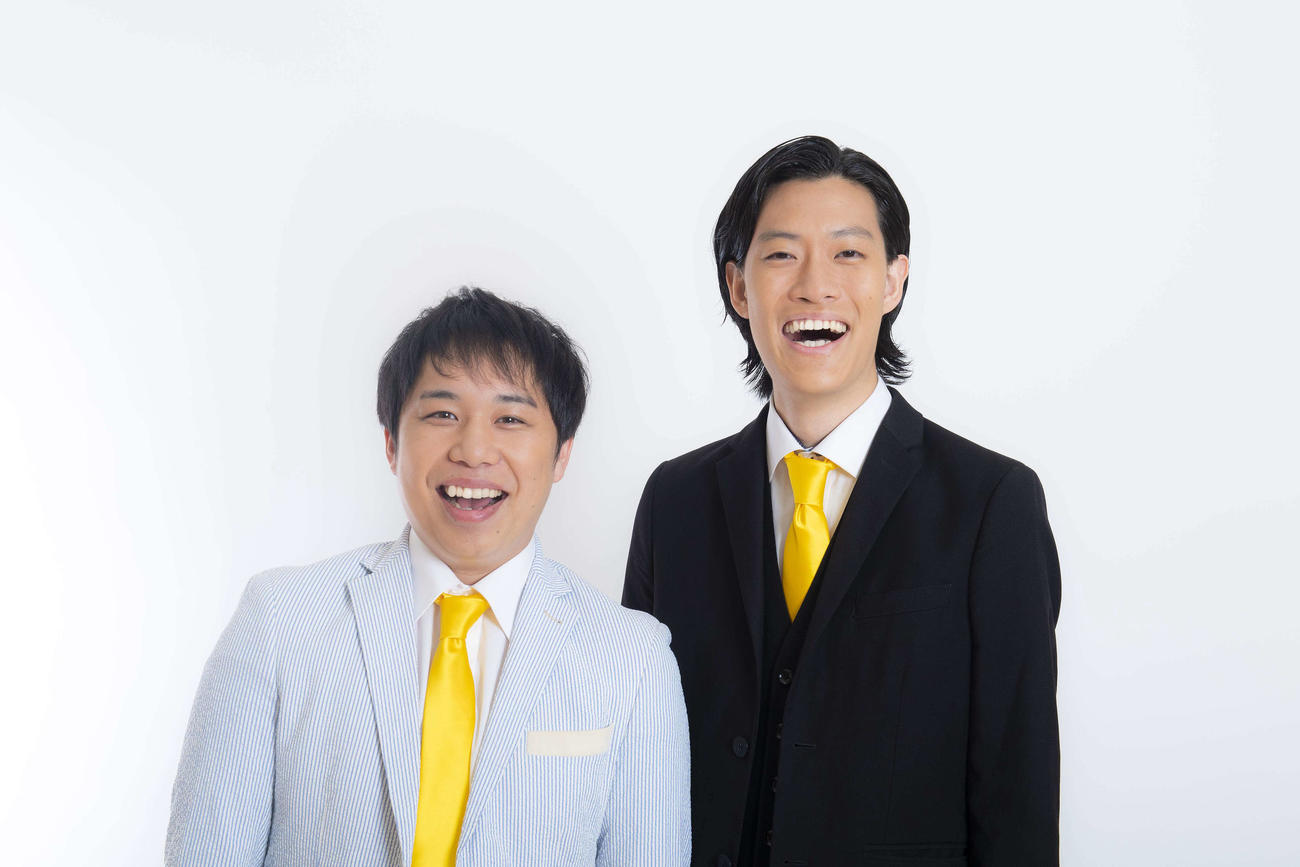今年もR－1グランプリの司会を務める霜降り明星のせいや（左）と粗品