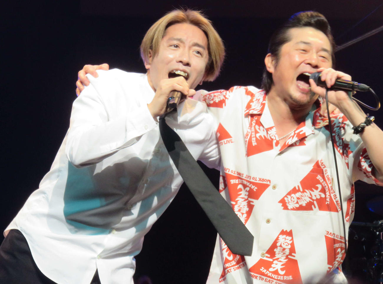 怒髪天40周年＆テイチク90周年ライブにSUPER EIGHT村上信五ら登場