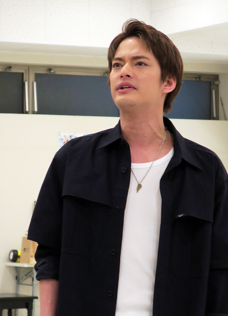 主演ミュージカル「いただきます！～歌舞伎町伝説～」の公開げいこを行った中山優馬
