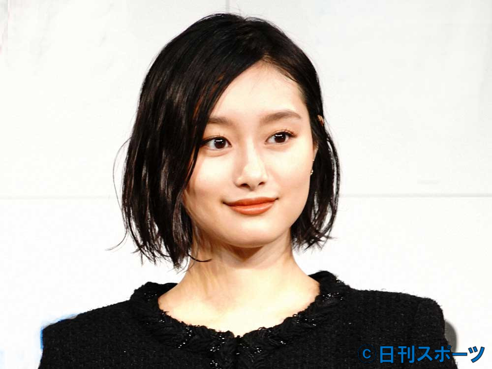 忽那汐里（20121年10月撮影）
