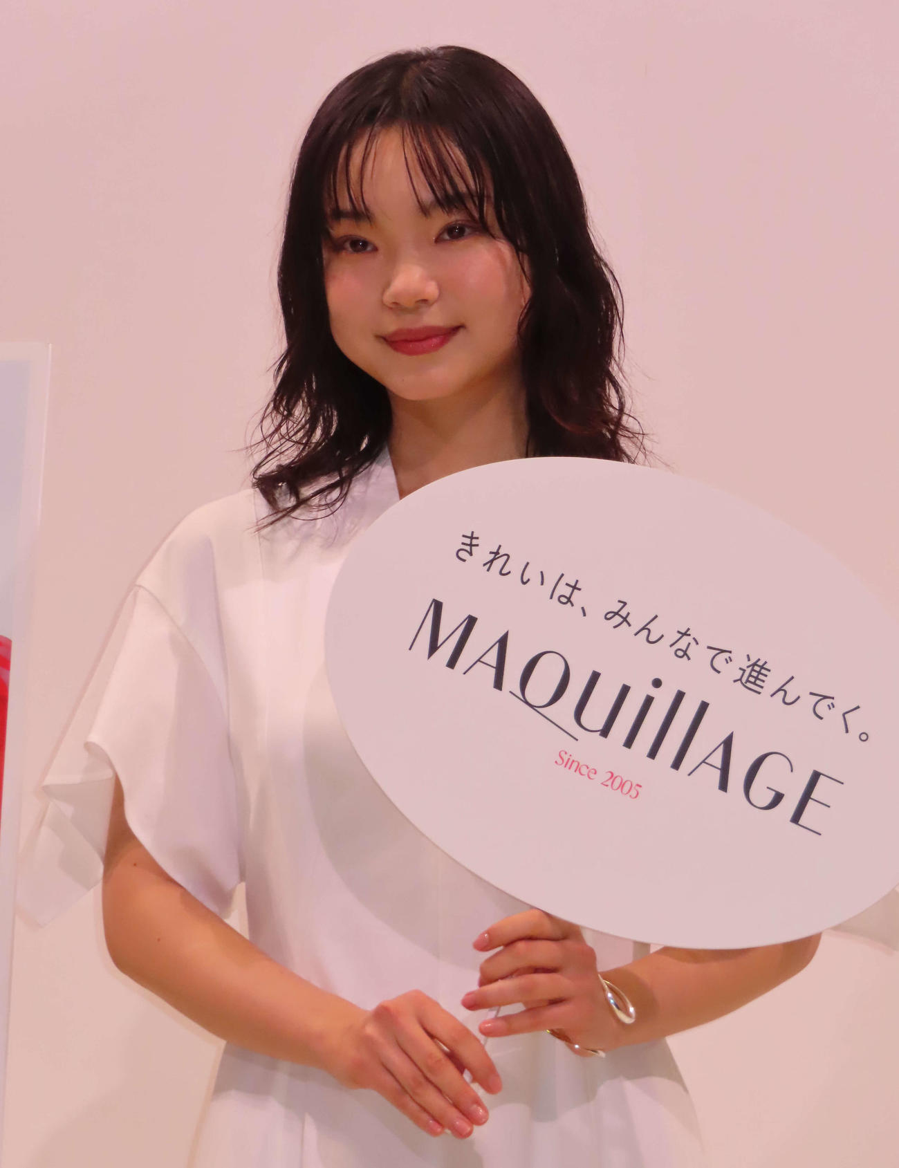 「新マキアージュ発表会」に出席した古川琴音