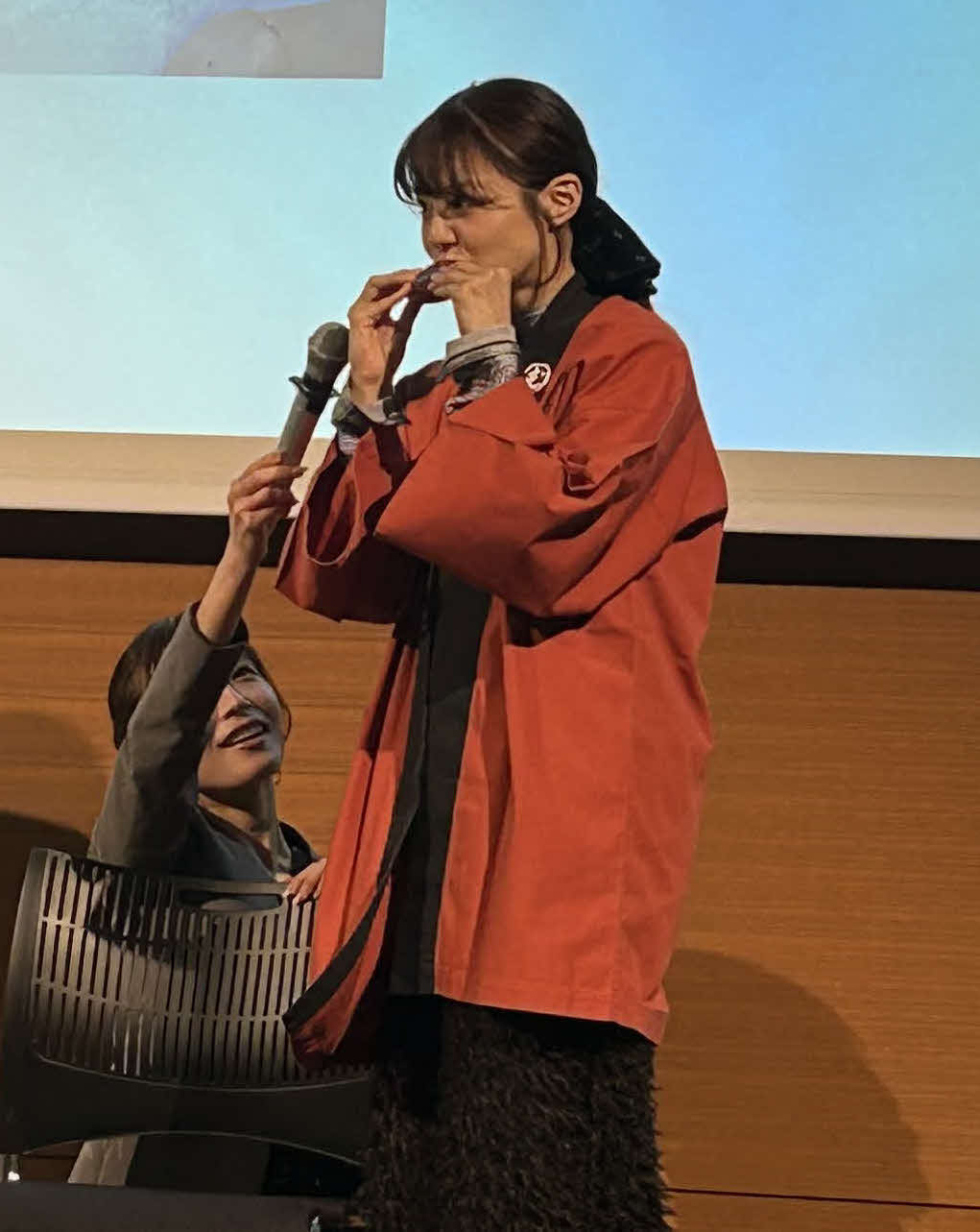 「おにぎりサミット2025」に出演した本間日陽（撮影・松尾幸之介）