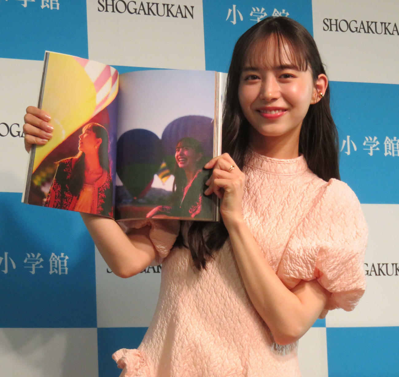 写真集「つかのま」の発売記念プレス取材会に出席した井桁弘恵