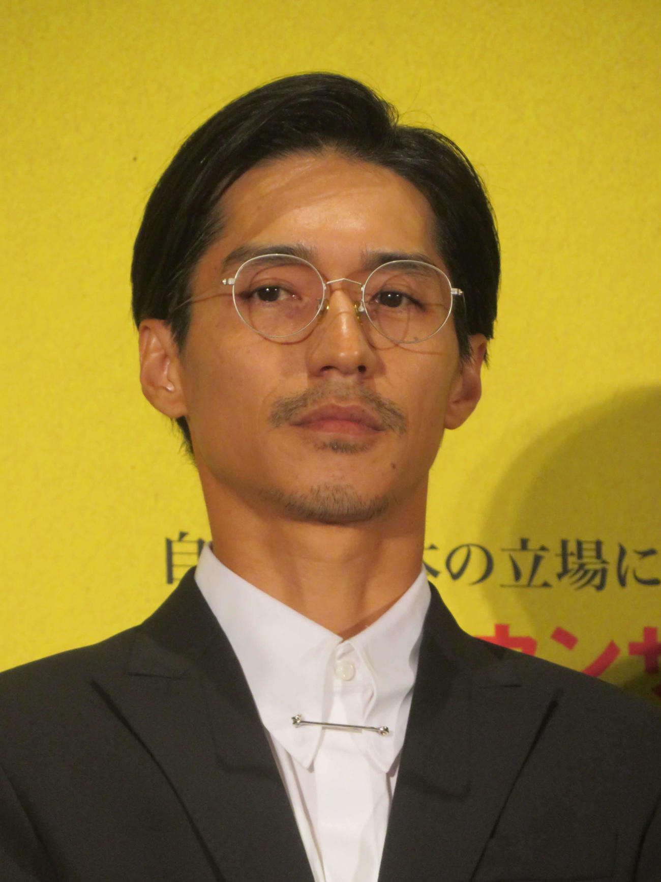 映画「ショウタイムセブン」公開記念舞台あいさつに出席した錦戸亮