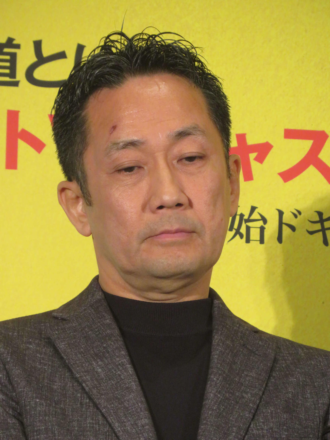 映画「ショウタイムセブン」公開記念舞台あいさつに出席した渡辺一貴監督