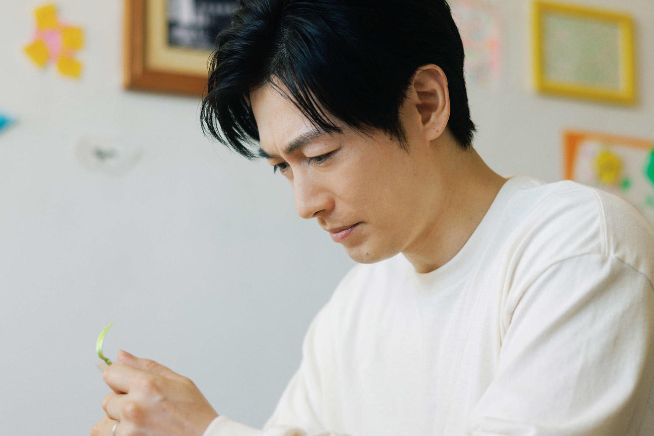 映画「おいしくて泣くとき」に出演するディーン・フジオカ