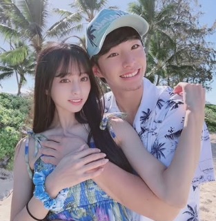 DeNA度会隆輝が公開した橋本環奈似のインフルエンサーなっちーとのツーショット（度会隆輝のストーリーズから）