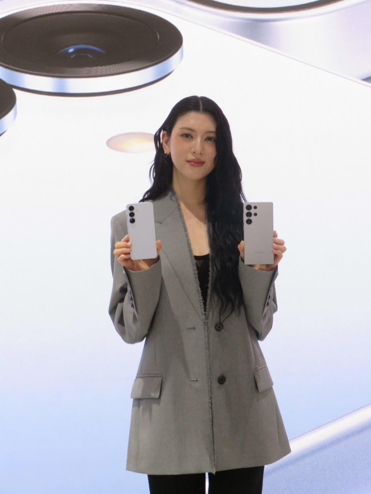 「Samsung Galaxy S25シリーズ」発売記念イベントに出席した三吉彩花（撮影・村上幸将）