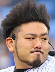 鬼越トマホークの金ちゃん（2022年5月撮影）