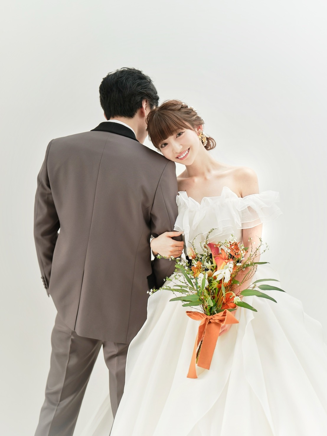 誕生日に結婚を発表した荻野由佳