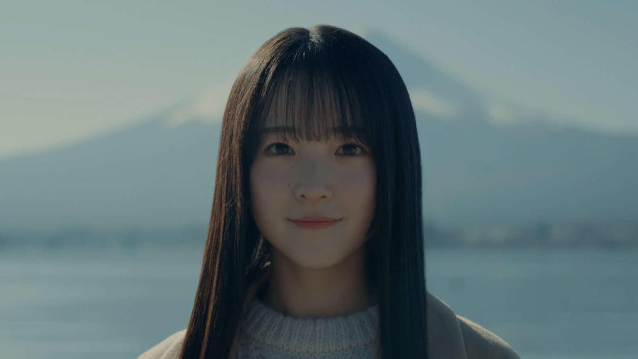 乃木坂46に新加入した6期生の鈴木佑捺