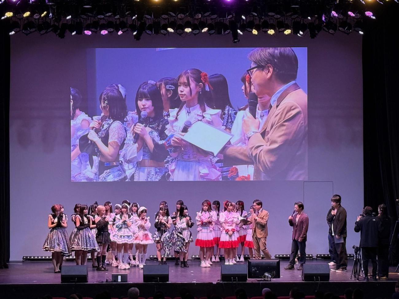 「アイドル天下一大喜利武道会」に出演した（左から）フジコーズ、ドラマチックレコード、＃2i2、ラフ×ラフら