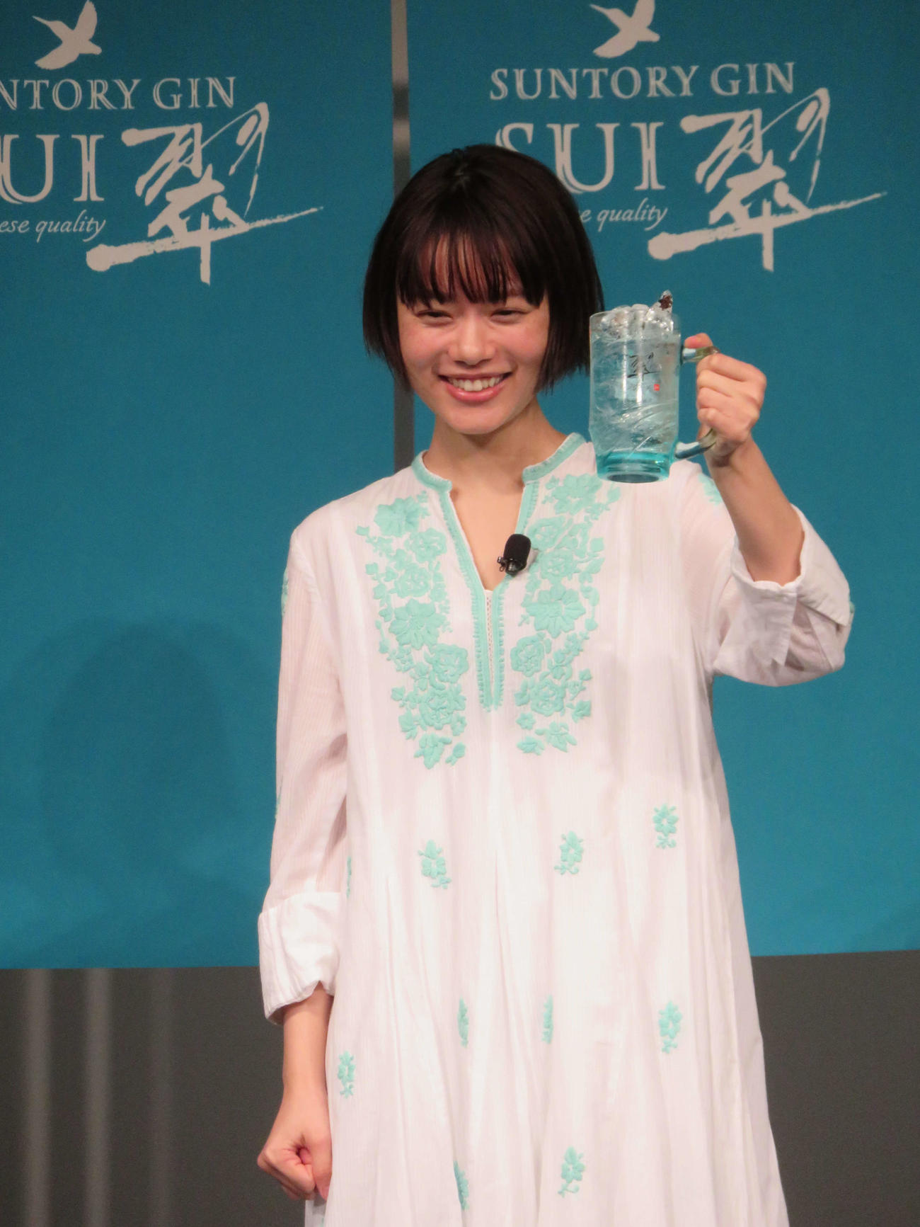 サントリージン「翠（SUI）」新メッセンジャー・新CM発表会に出席した杉咲花（撮影・村上幸将）