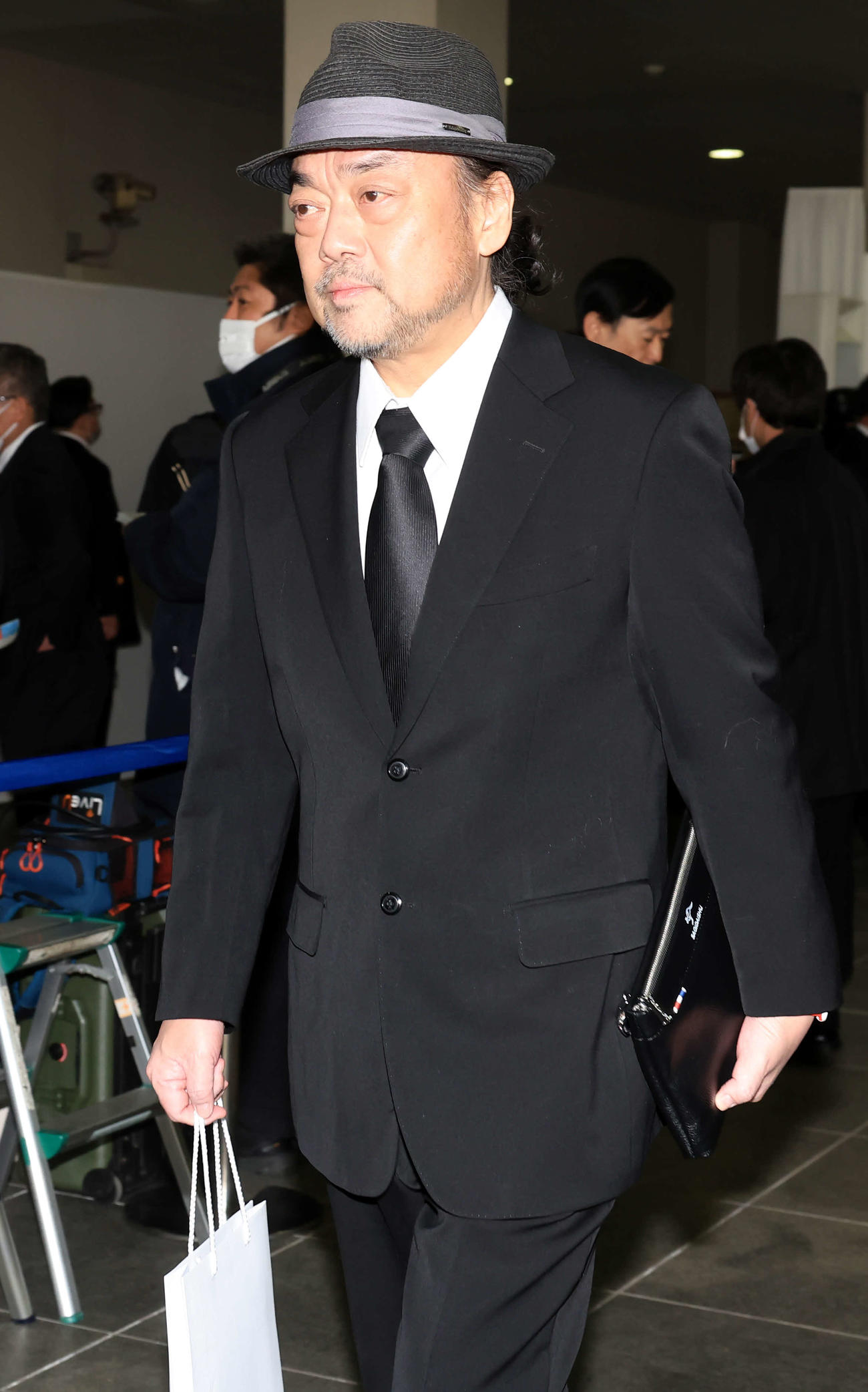 「西田敏行お別れの会」に出席したパパイヤ鈴木（撮影・浅見桂子）