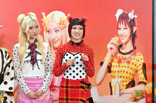 マクドナルドのテレビCM出演中のXG、ファンとの生“リアタイマクパ”は