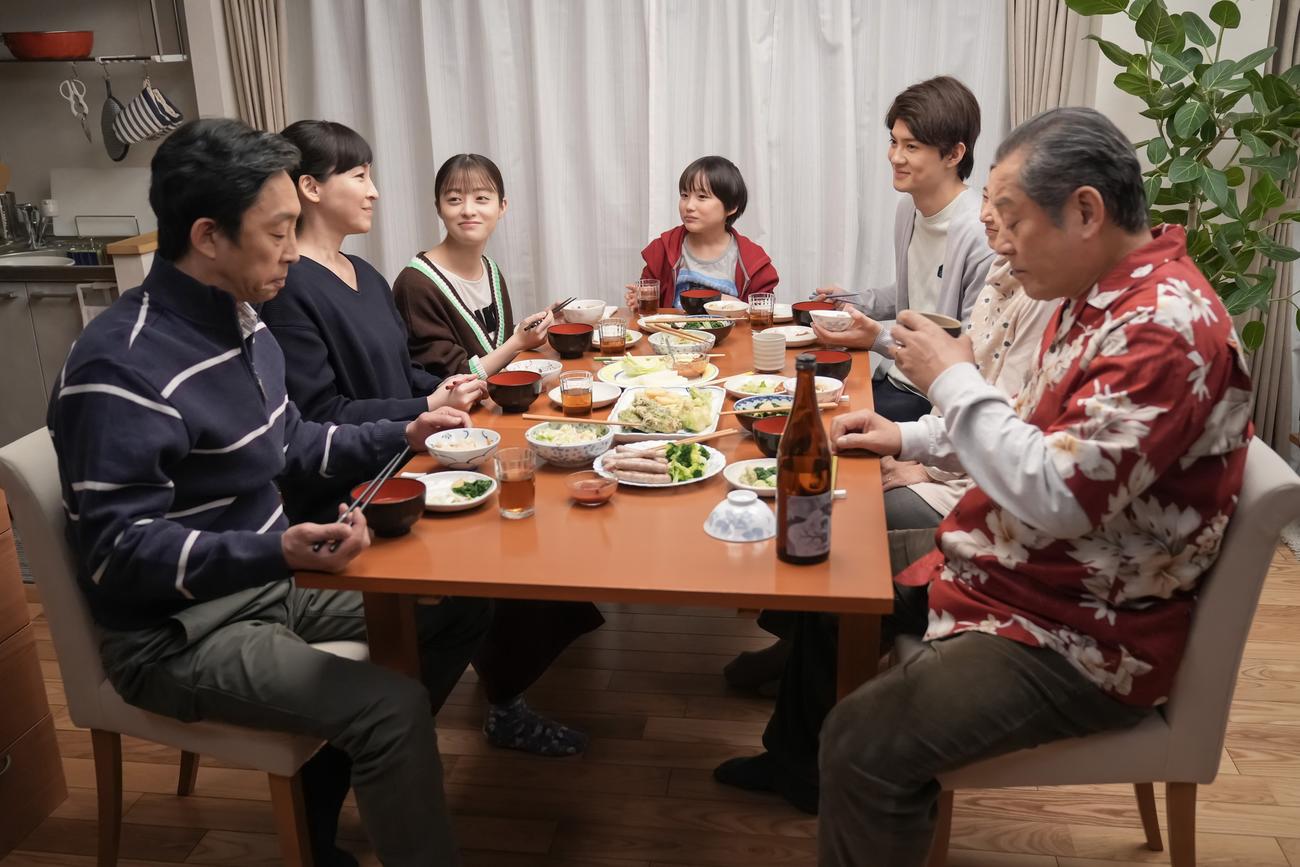 NHK連続テレビ小説「おむすび」の1場面（C）NHK