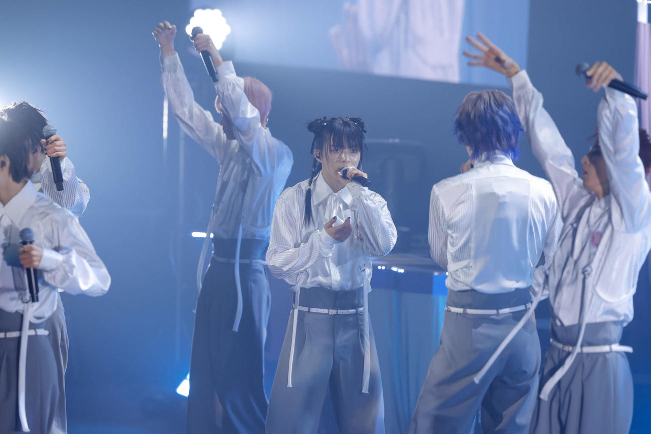 初の武道館公演を開催した龍宮城