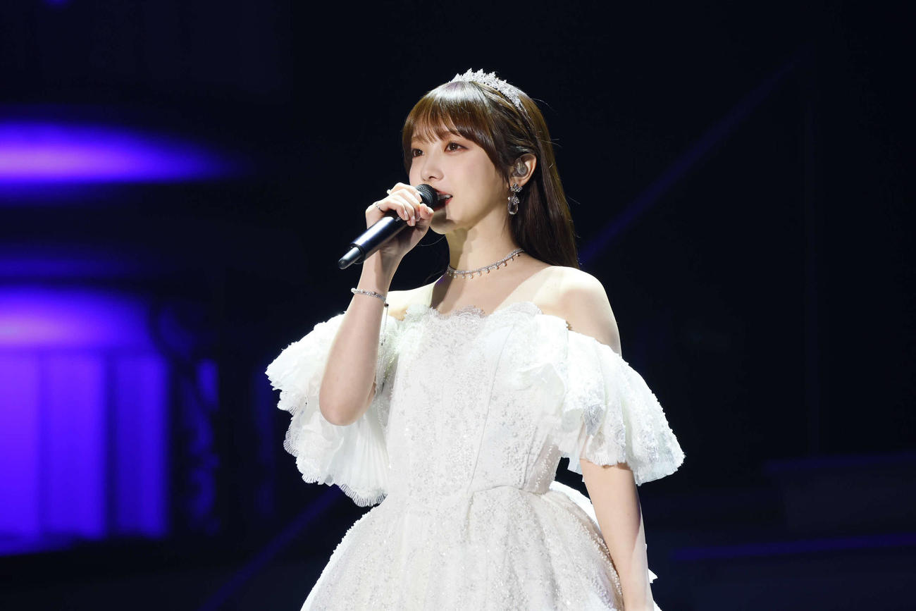 ドレス姿で登場した乃木坂46与田祐希　鈴木健太（KENTA Inc．）氏撮影
