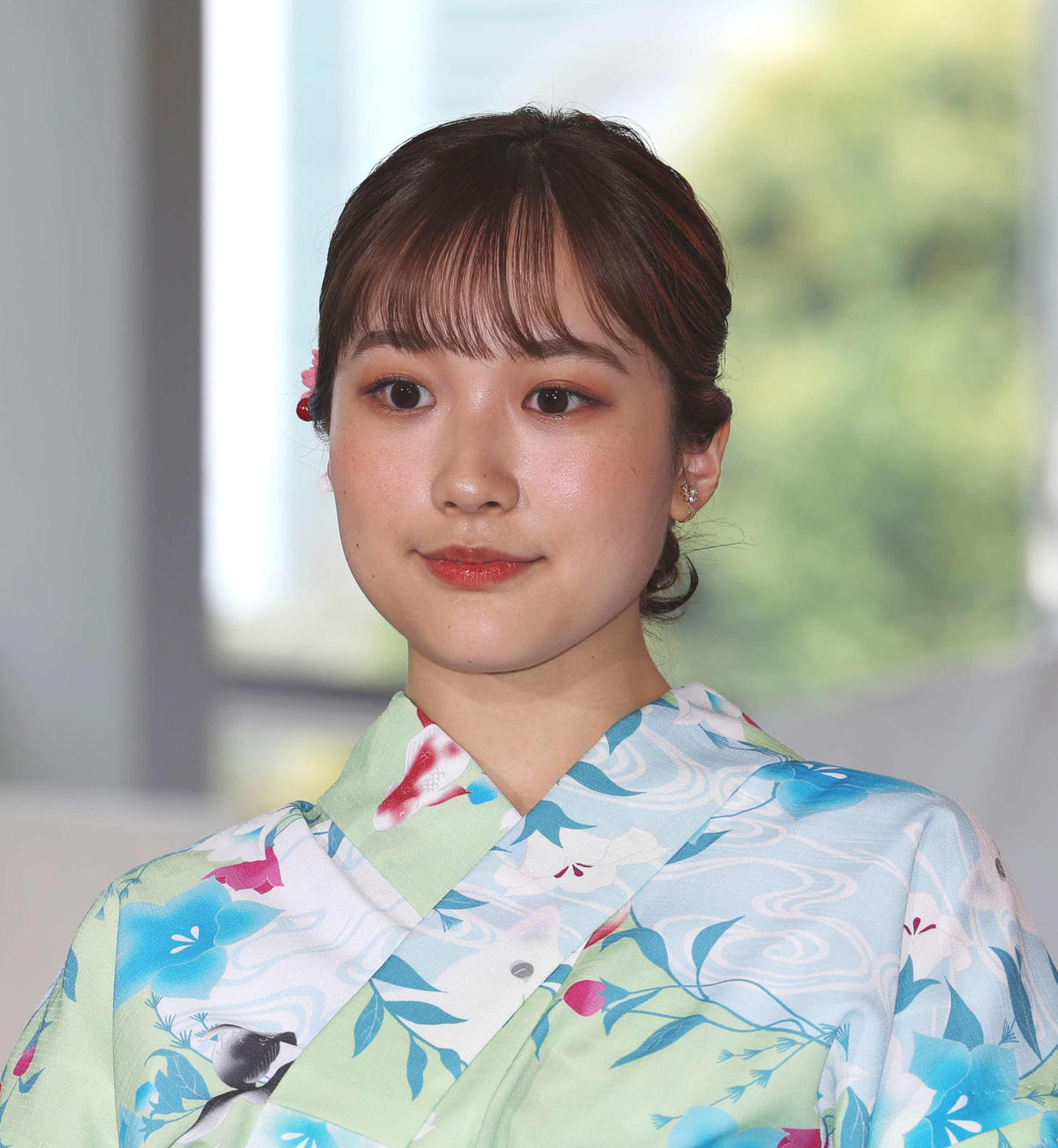 松岡朱里アナウンサー（2024年7月撮影）