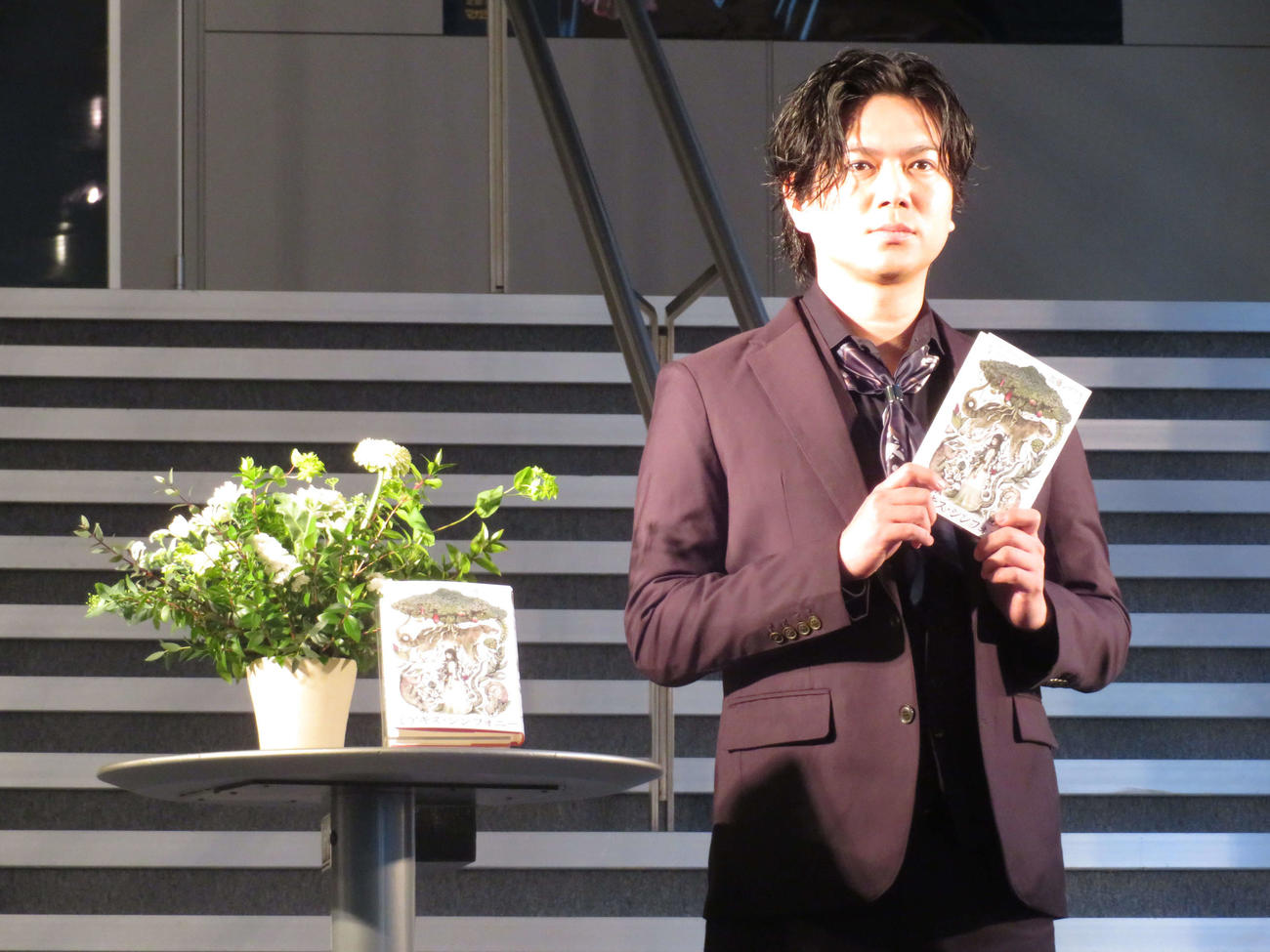「ミアキス・シンフォニー」発売記念マスコミ発表会に出席した加藤シゲアキ