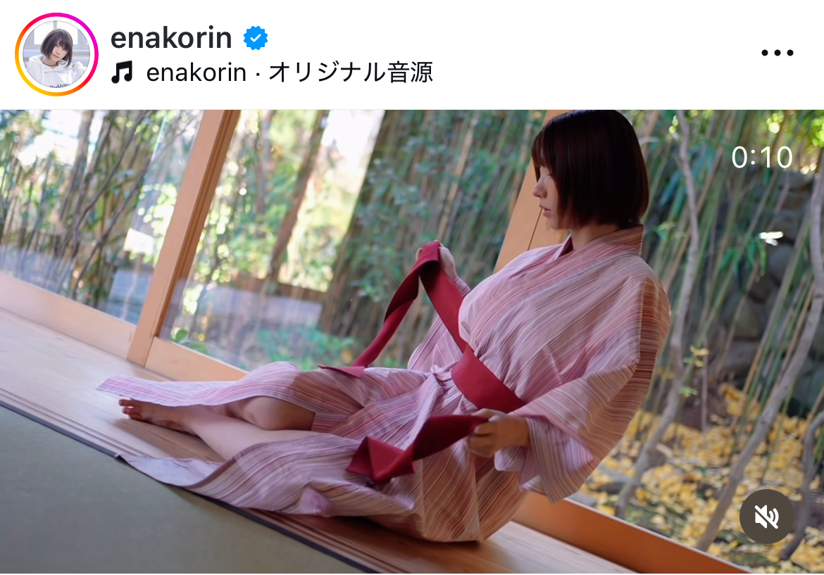 えなこのインスタグラムから
