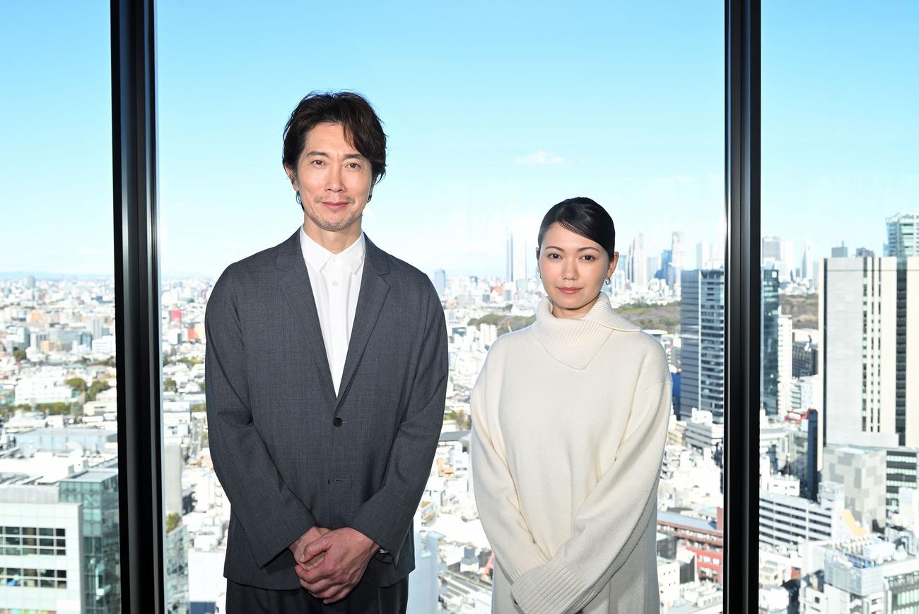 テレビ東京系報道特番「テレビ東京開局60周年特別企画　未来を創れ！若きプロフェッショナル　ニッポンの挑戦者たち」。左から、佐々木蔵之介、二階堂ふみ