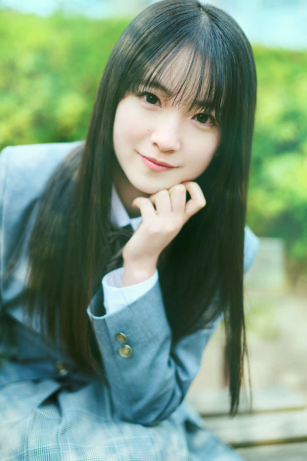 乃木坂46に新加入した6期生の鈴木佑捺