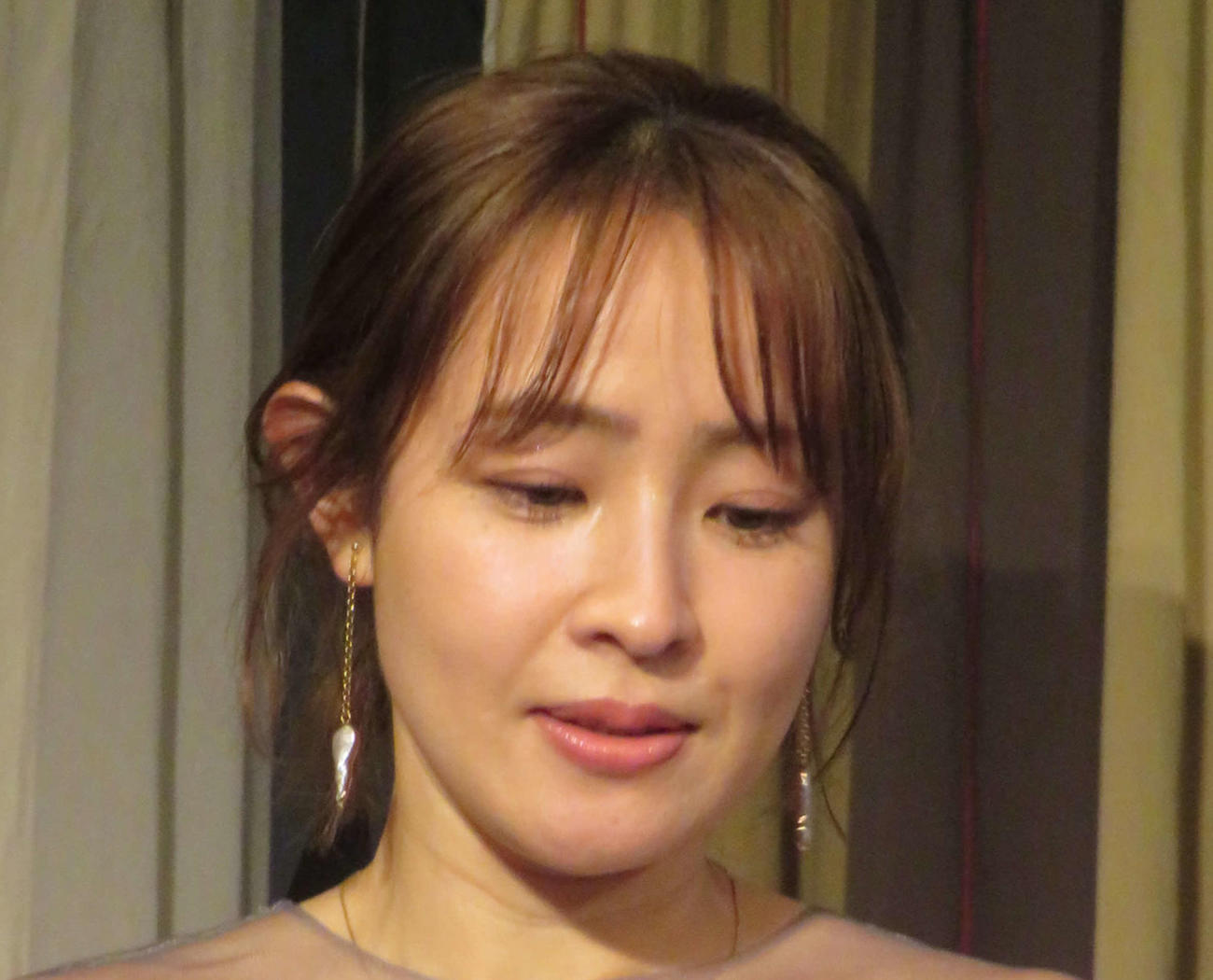 大沢あかね（24年12月撮影）