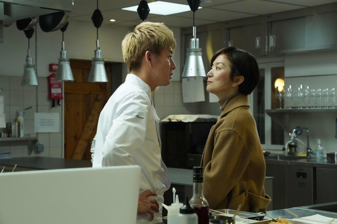 （C）2024映画「グランメゾン・パリ」製作委員会