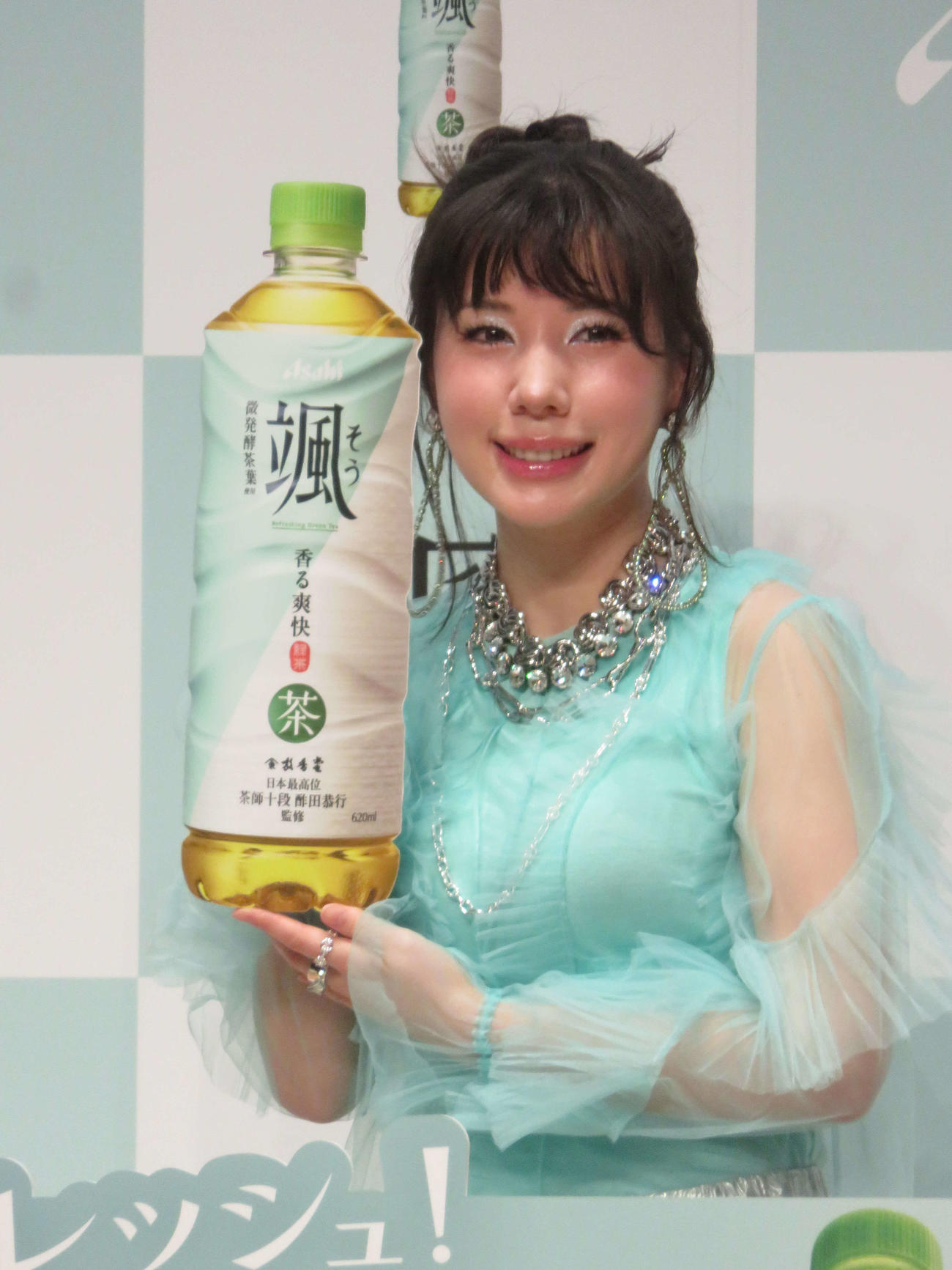 「アサヒ　颯」新CM発表会に登壇した仲里依紗