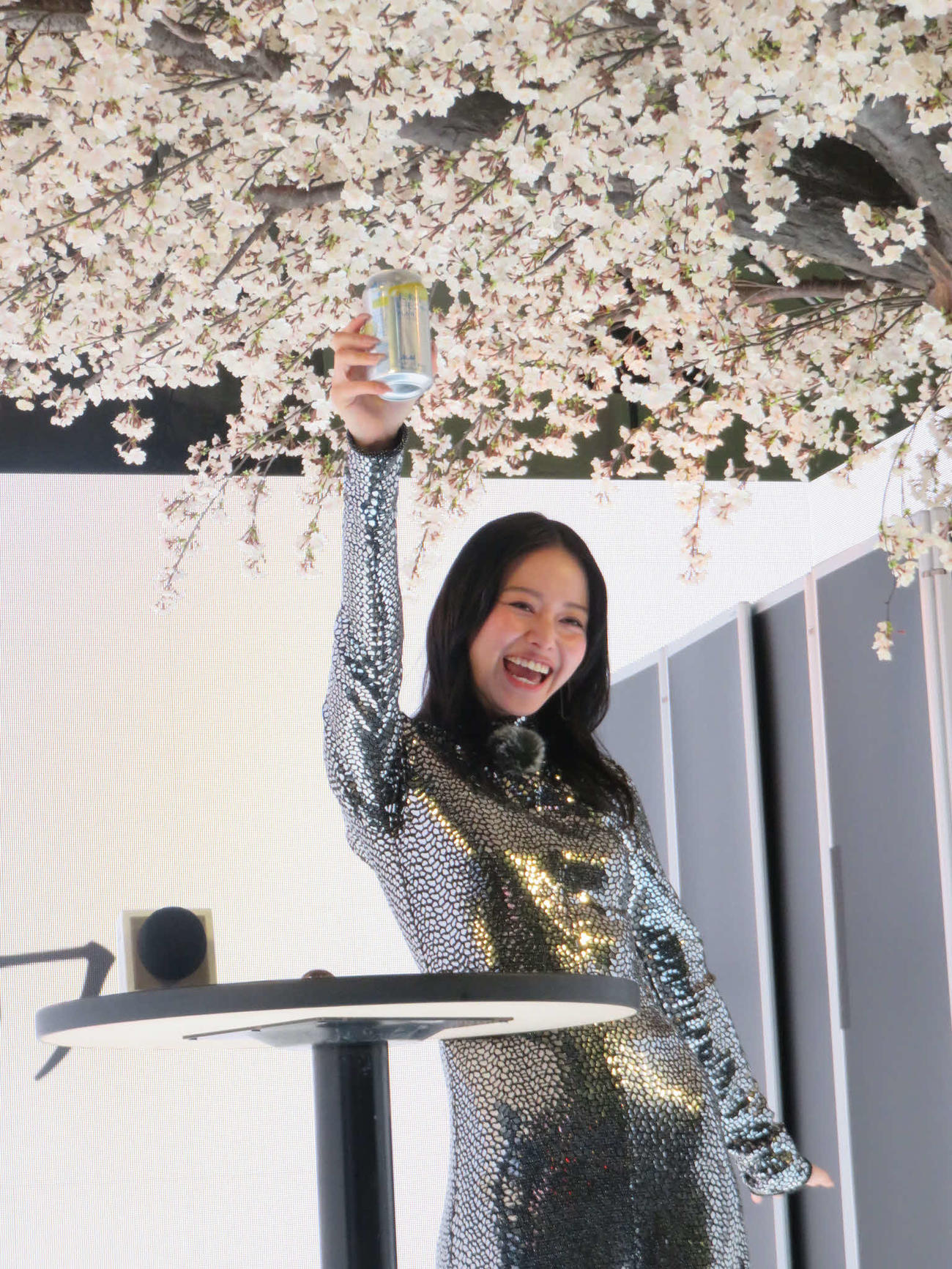 アサヒビール「未来のレモンサワー　THE HANAMI BAR」のプレビューに出席した山本舞香
